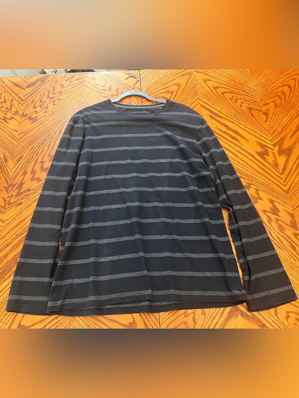 Banana Republic Men’s Navy Striped Long-Sleeve Soft Wash T shirt